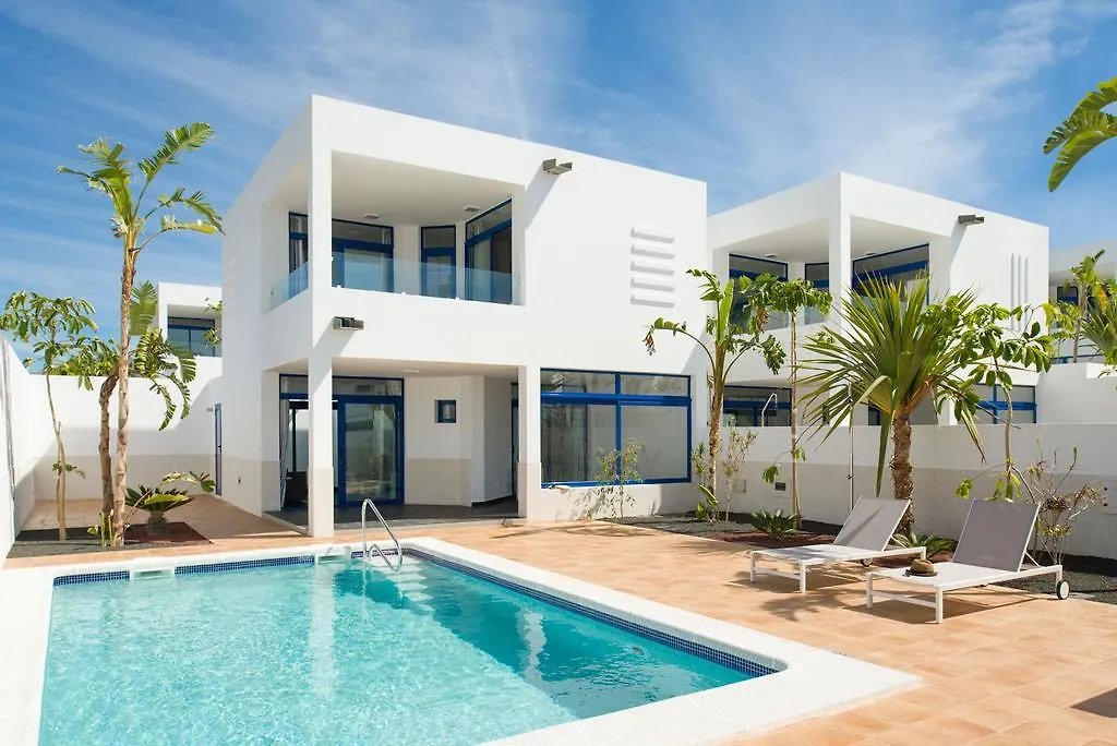 Villas De La Marina contacts